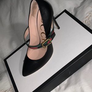 Gucci black Norwena pump Gucci design strap
